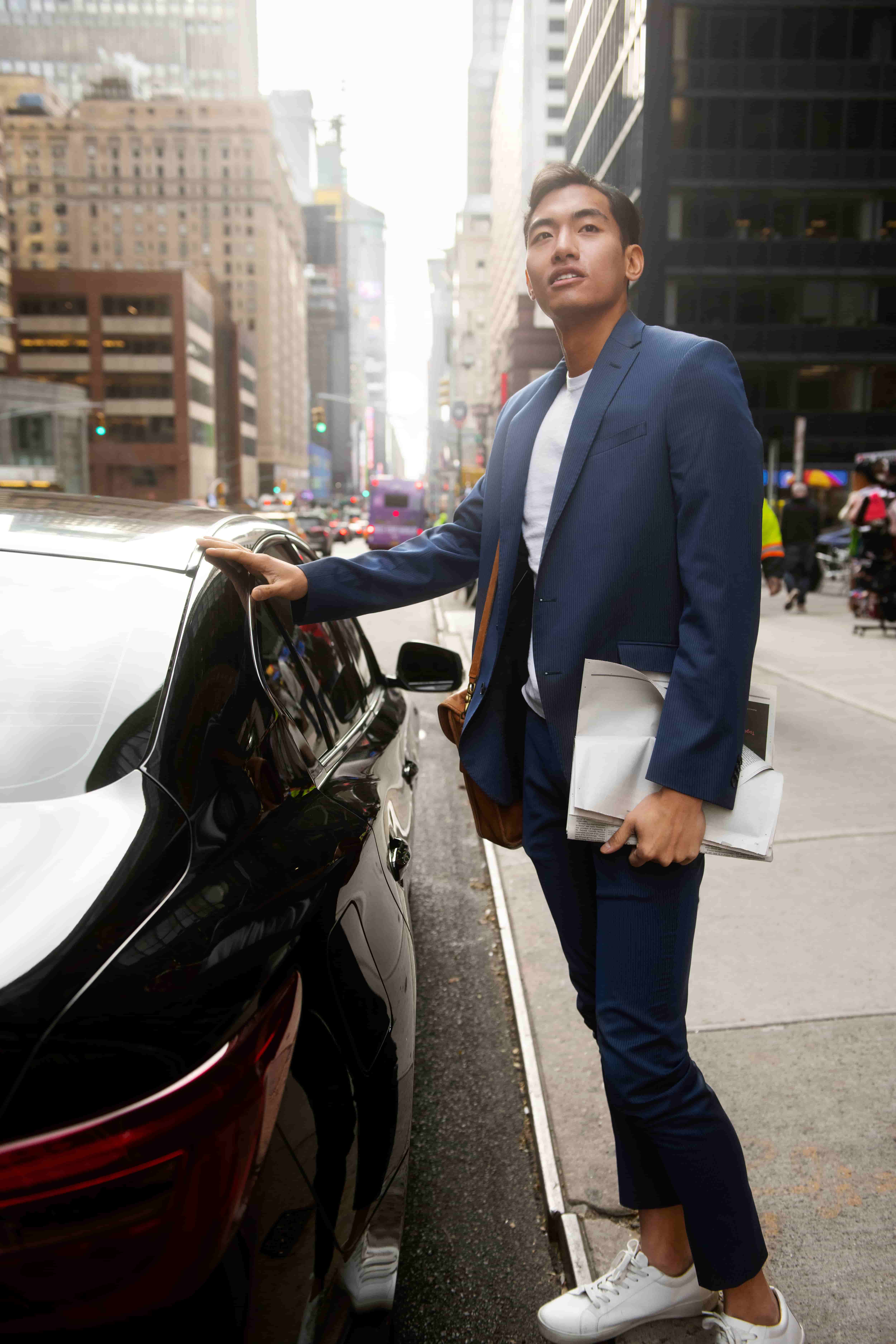 Why Business Travelers Prefer Chauffeur Services in Singapore